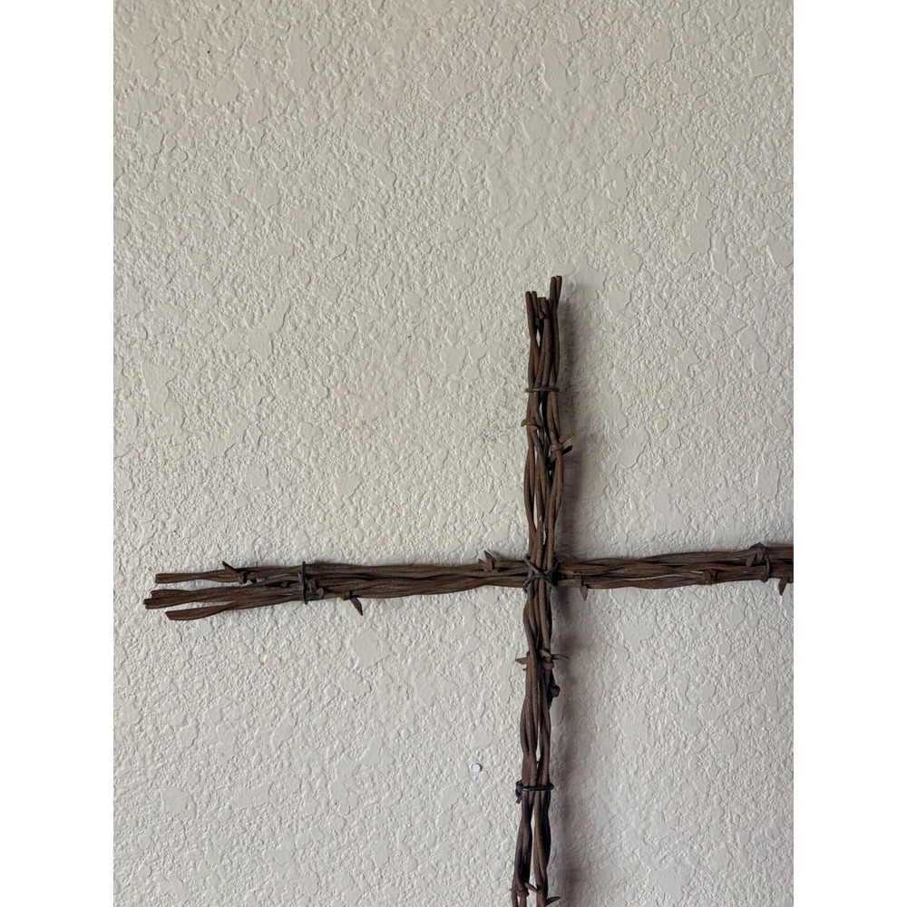Rustic Barbed Wire Wall Cross Western Farmhouse Decor Religious Art Handmade - Picture 2 of 4